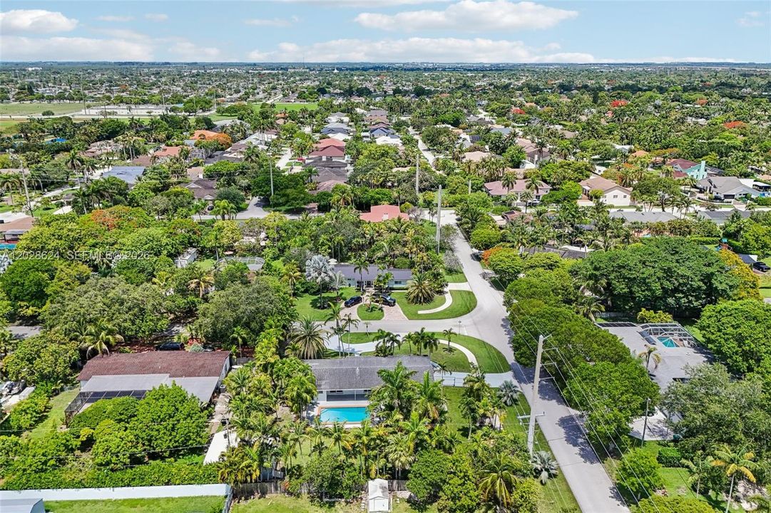 Active With Contract: $945,000 (3 beds, 2 baths, 0 Square Feet)