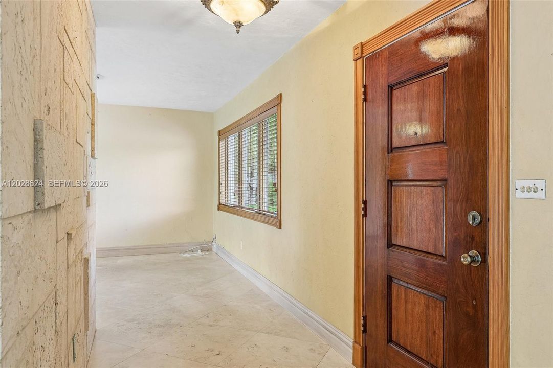 Active With Contract: $945,000 (3 beds, 2 baths, 0 Square Feet)