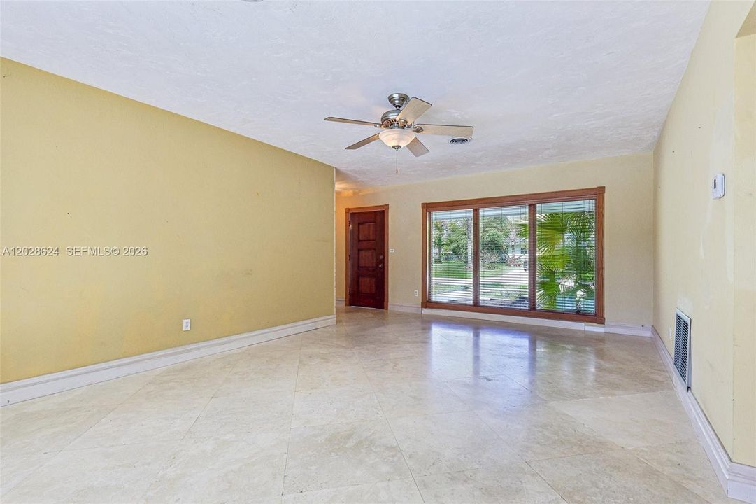 Active With Contract: $945,000 (3 beds, 2 baths, 0 Square Feet)