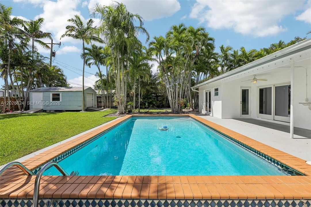 Active With Contract: $945,000 (3 beds, 2 baths, 0 Square Feet)