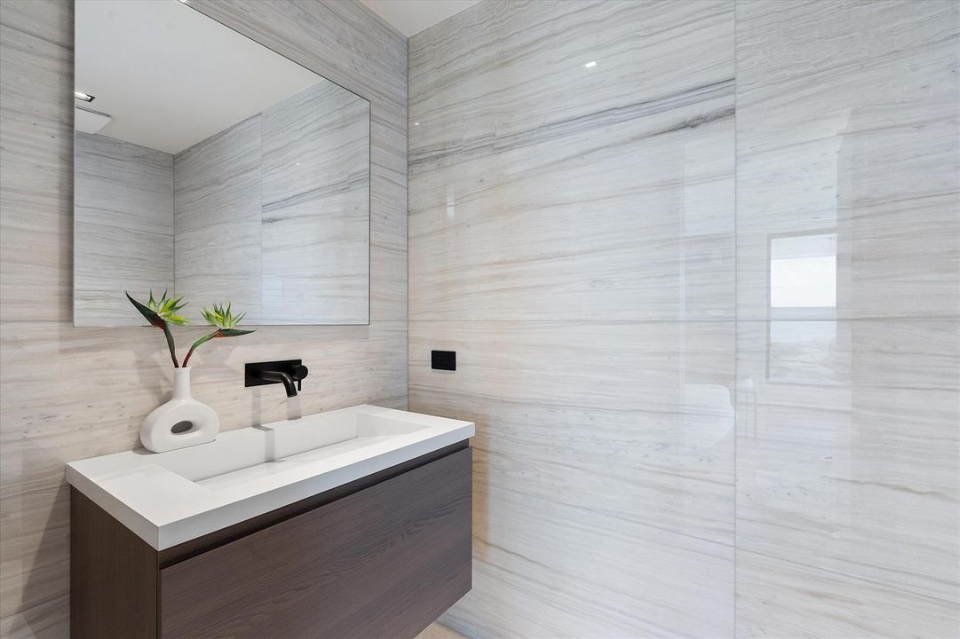 32-1721 SE 11th Street Ft. Lauderdale, F