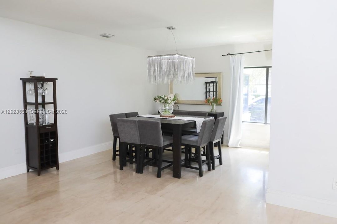 Active With Contract: $1,950,000 (5 beds, 5 baths, 4040 Square Feet)