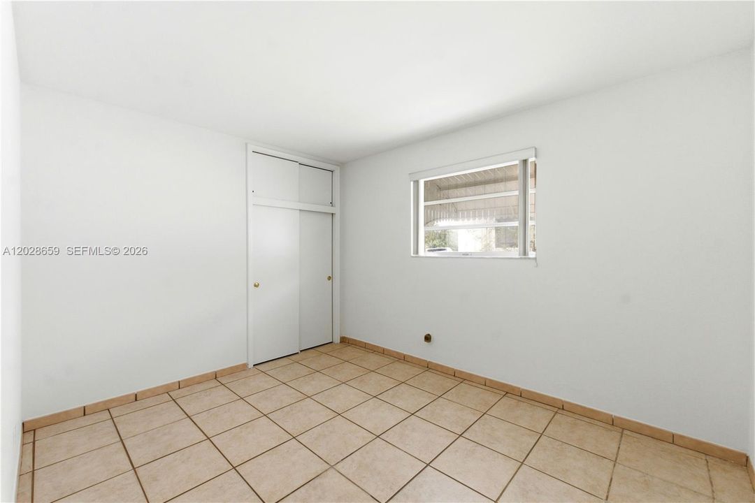 For Sale: $575,000 (3 beds, 2 baths, 1687 Square Feet)