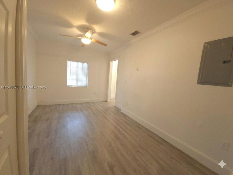 En Venta: $490,000 (3 camas, 2 baños, 1150 Pies cuadrados)