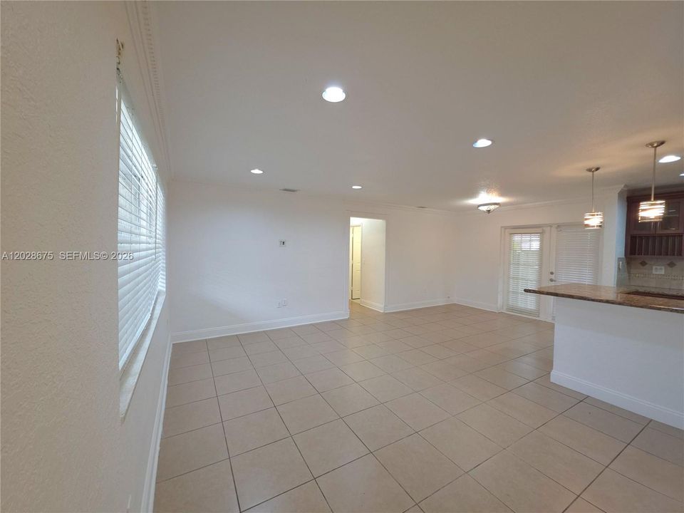 En Venta: $490,000 (3 camas, 2 baños, 1150 Pies cuadrados)
