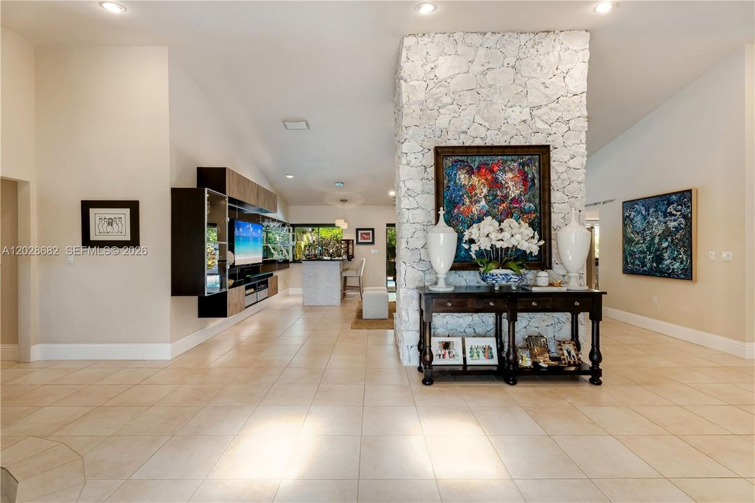 For Sale: $1,995,000 (5 beds, 3 baths, 3678 Square Feet)