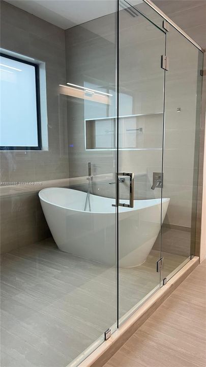 For Sale: $2,255,000 (5 beds, 4 baths, 0 Square Feet)