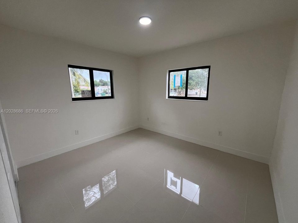 Activo con contrato: $819,000 (0 camas, 0 baños, 2636 Pies cuadrados)