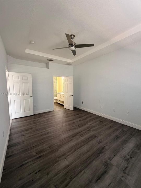 For Sale: $340,000 (3 beds, 2 baths, 1268 Square Feet)