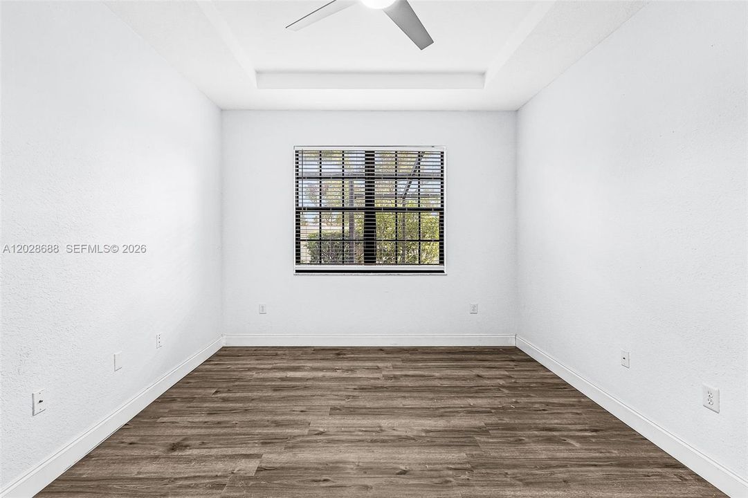 En Venta: $300,000 (3 camas, 2 baños, 1268 Pies cuadrados)