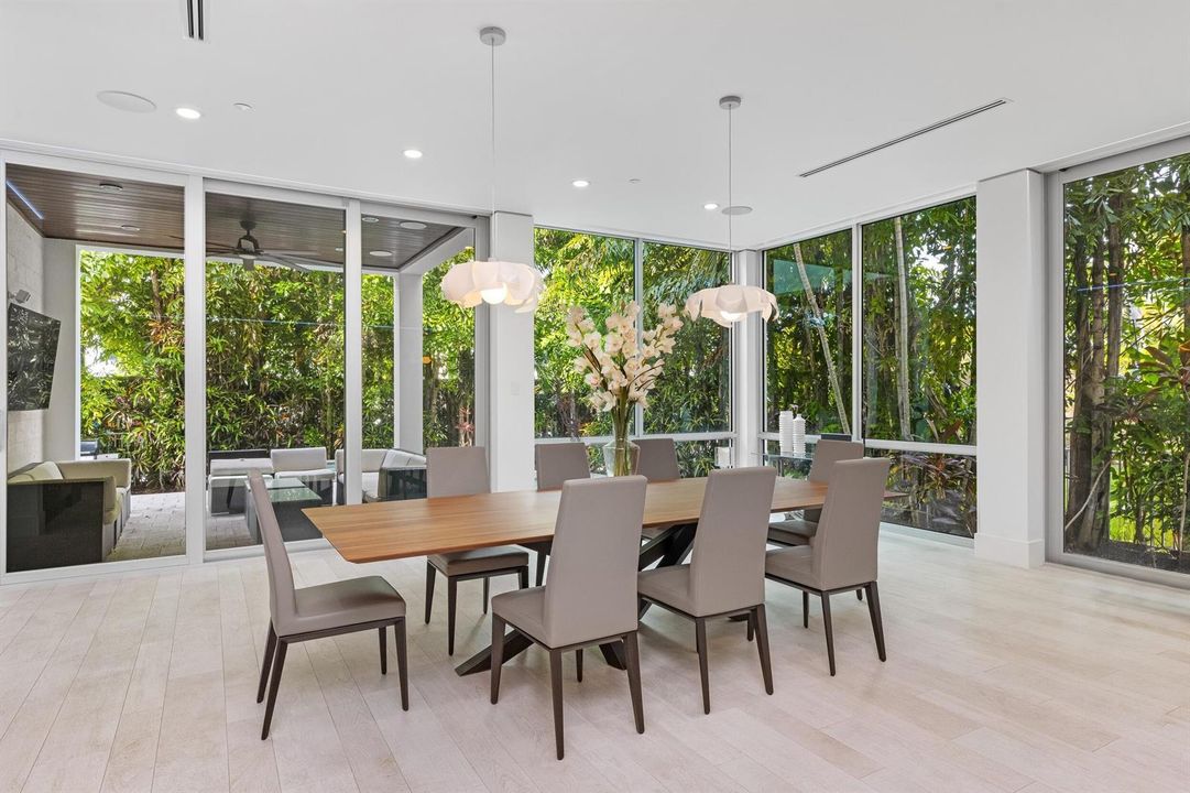 Dining 1