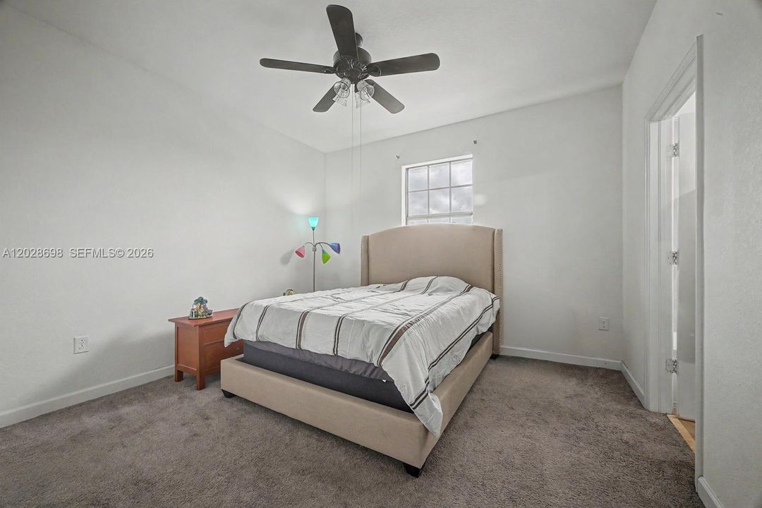 Active With Contract: $349,999 (3 beds, 2 baths, 1452 Square Feet)