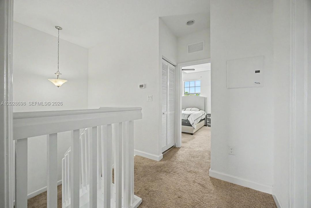 Active With Contract: $349,999 (3 beds, 2 baths, 1452 Square Feet)