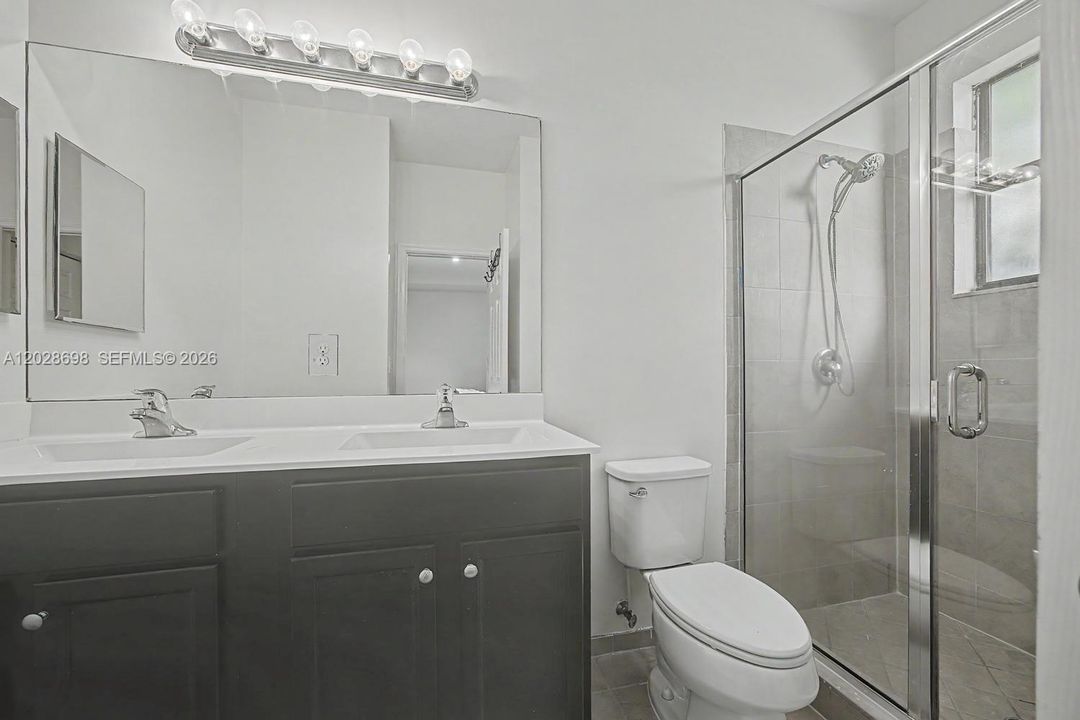 Active With Contract: $349,999 (3 beds, 2 baths, 1452 Square Feet)