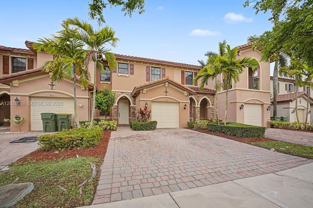 Active With Contract: $349,999 (3 beds, 2 baths, 1452 Square Feet)