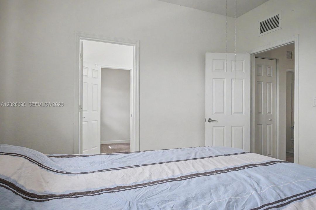 Active With Contract: $349,999 (3 beds, 2 baths, 1452 Square Feet)