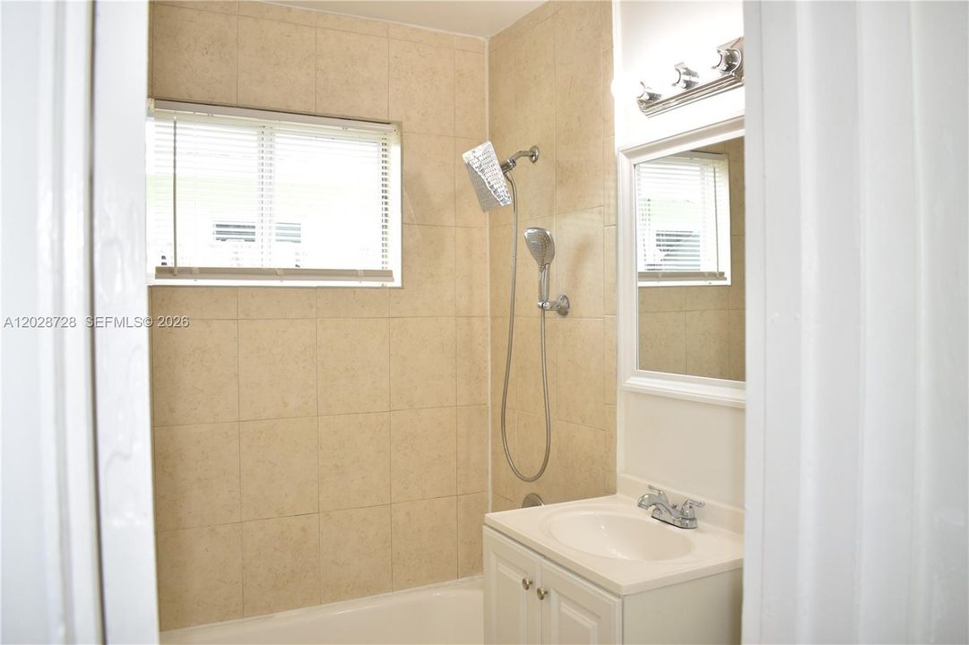 В аренду: $1,650 (1 спален, 1 ванн, 474 Квадратных фут)