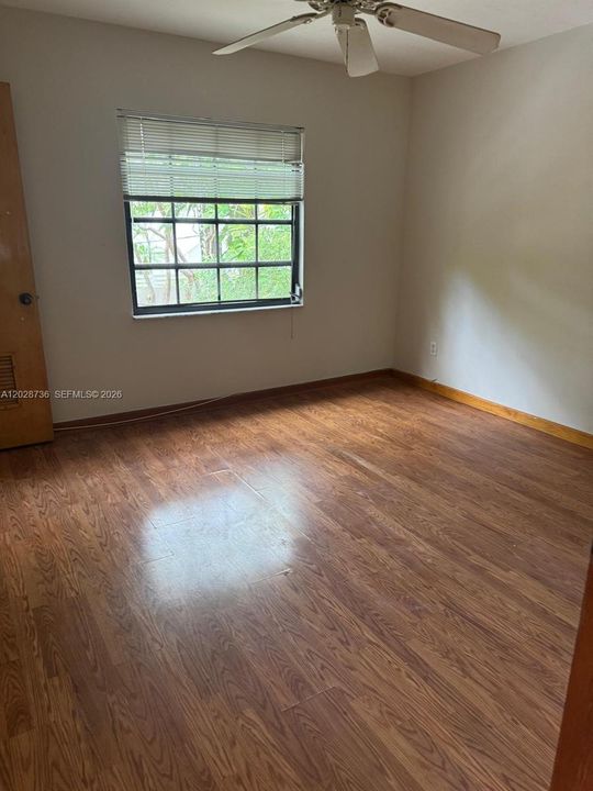 For Rent: $2,000 (1 beds, 1 baths, 2243 Square Feet)