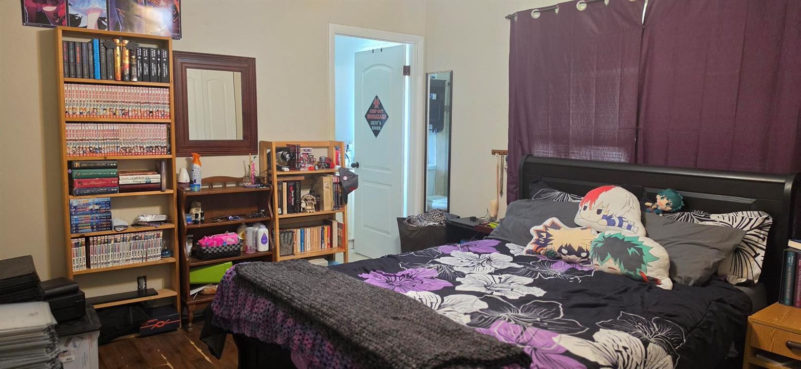 Primary bed