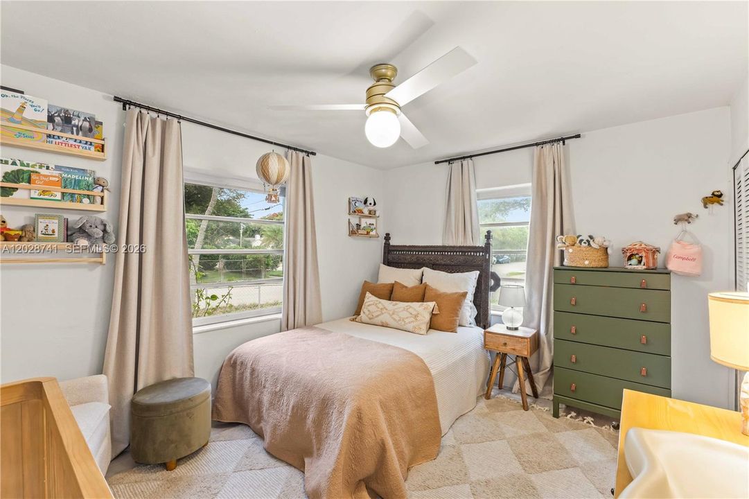 For Sale: $875,000 (4 beds, 3 baths, 1802 Square Feet)
