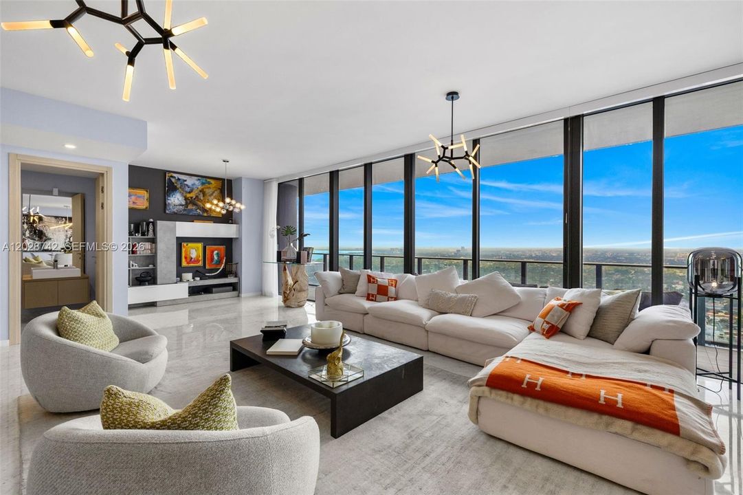 Active With Contract: $18,000 (3 beds, 4 baths, 2418 Square Feet)