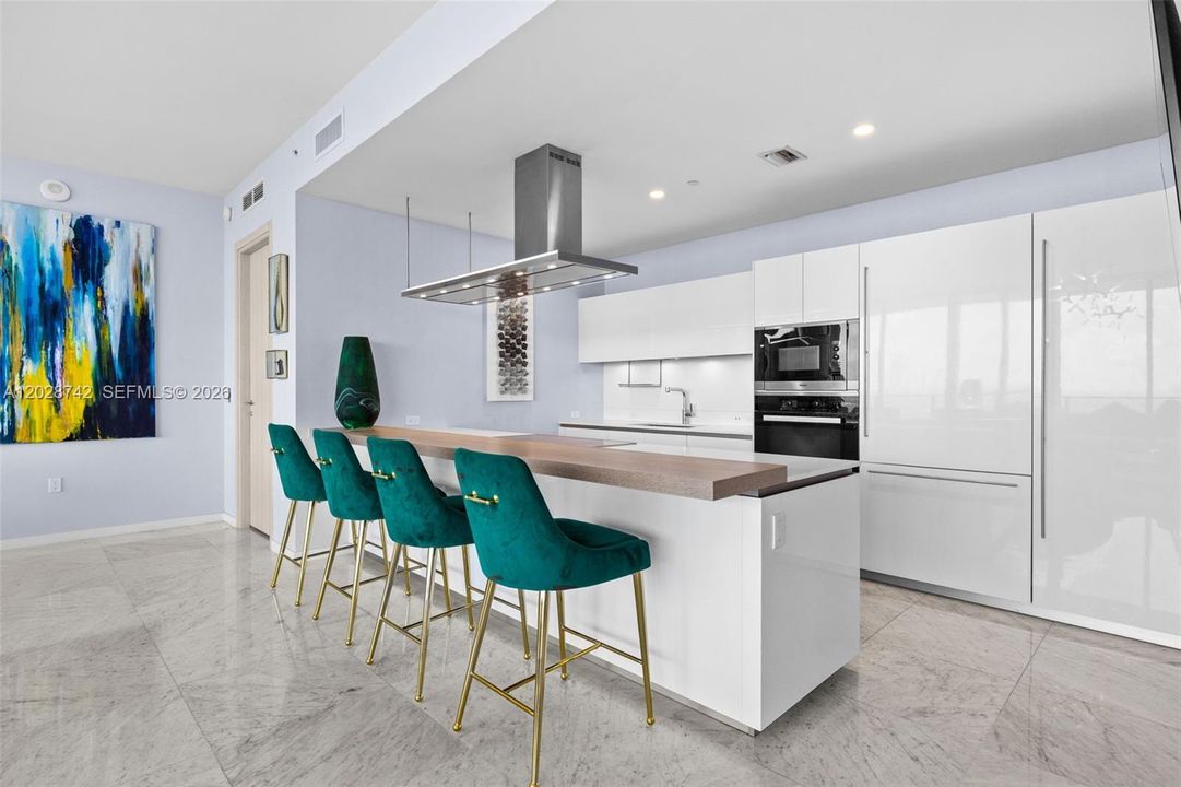 Active With Contract: $18,000 (3 beds, 4 baths, 2418 Square Feet)