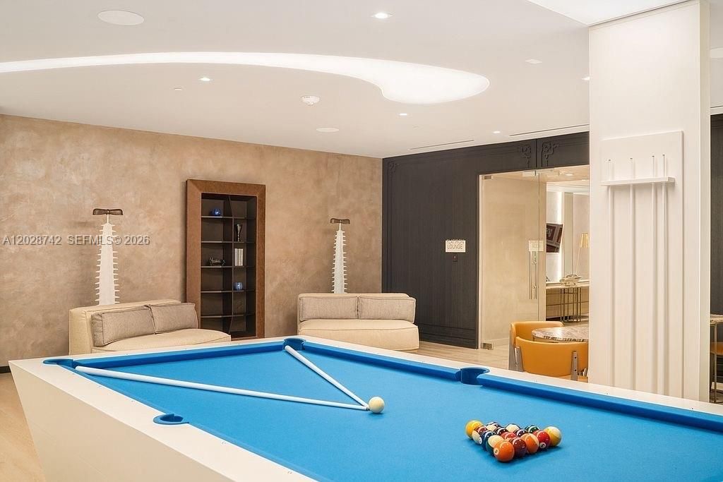 Active With Contract: $18,000 (3 beds, 4 baths, 2418 Square Feet)