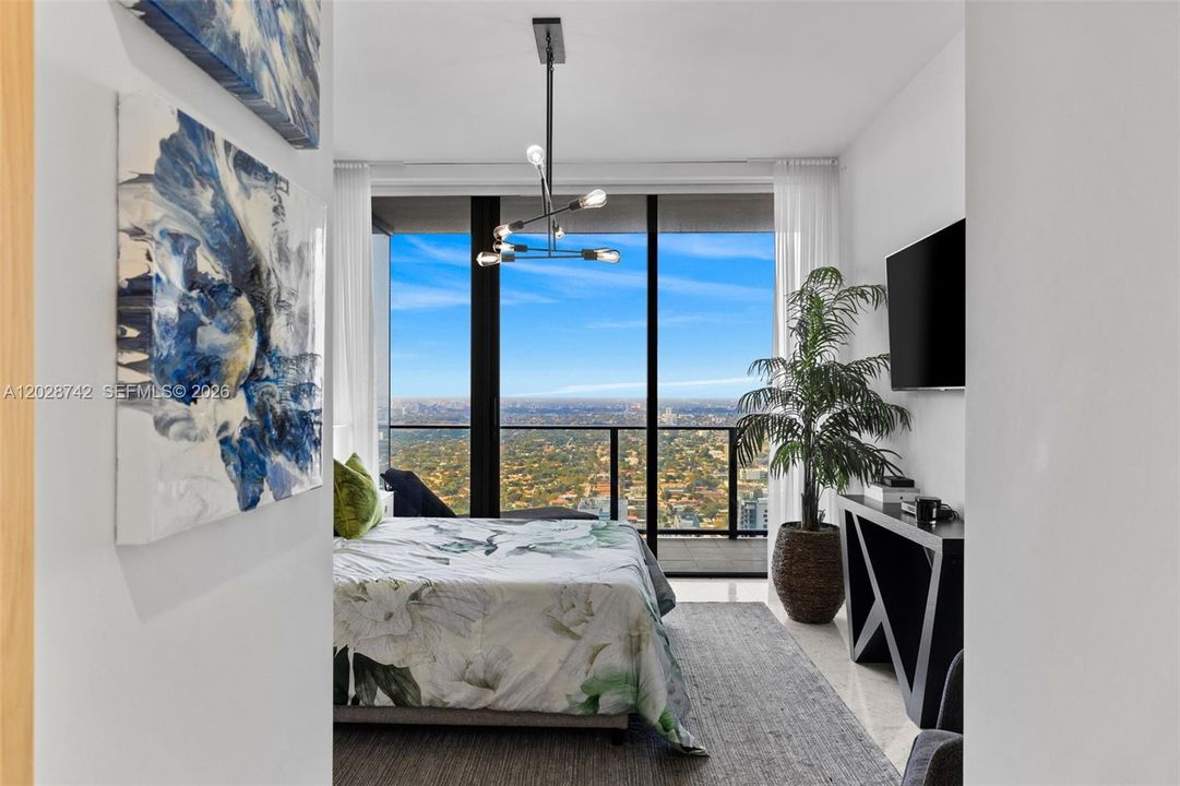 Active With Contract: $18,000 (3 beds, 4 baths, 2418 Square Feet)