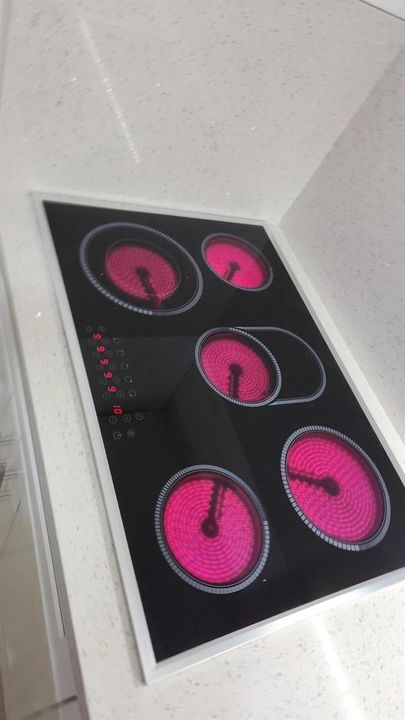 5 cooktop on