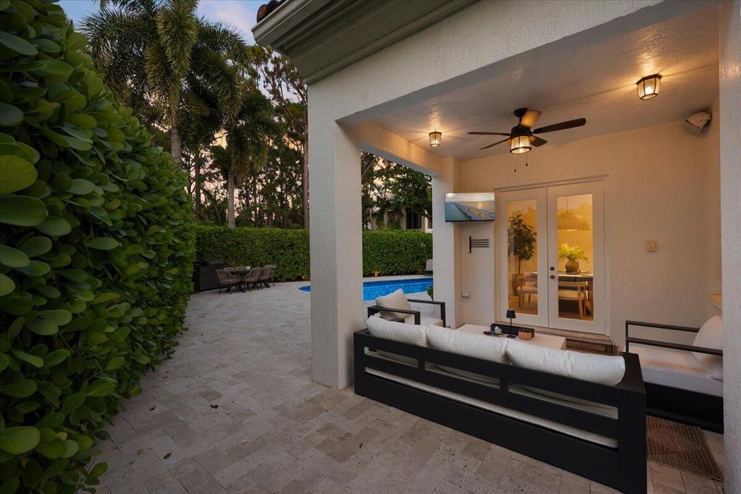 Covered/Patio/Pool Area