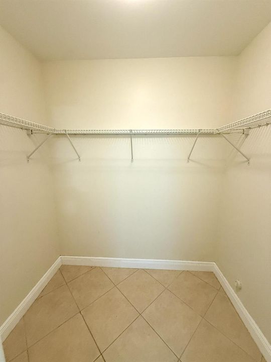 Walkin Closet