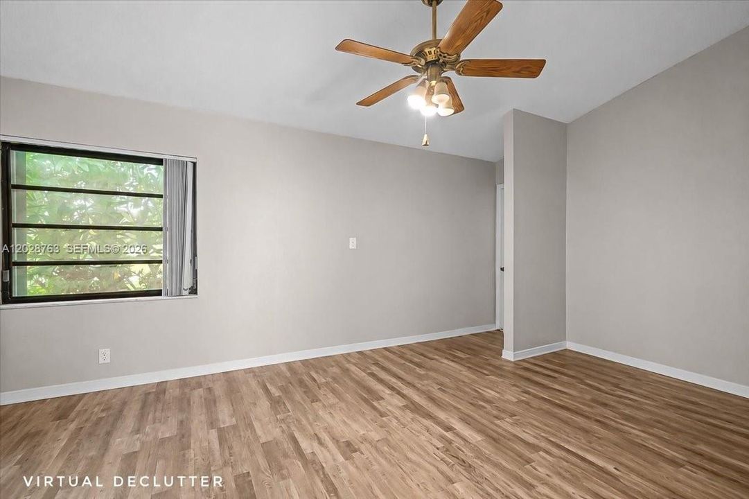 En Venta: $760,000 (3 camas, 2 baños, 2687 Pies cuadrados)