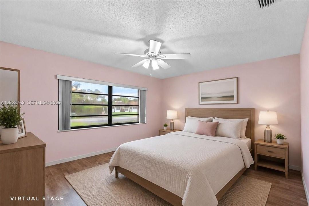 En Venta: $760,000 (3 camas, 2 baños, 2687 Pies cuadrados)