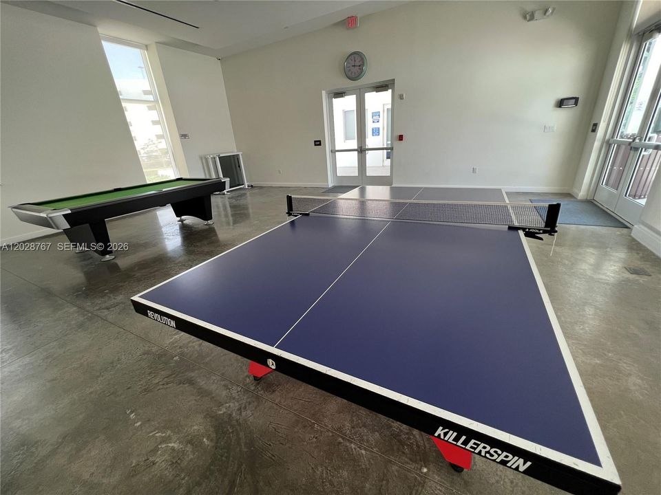 For Rent: $3,700 (3 beds, 3 baths, 1886 Square Feet)