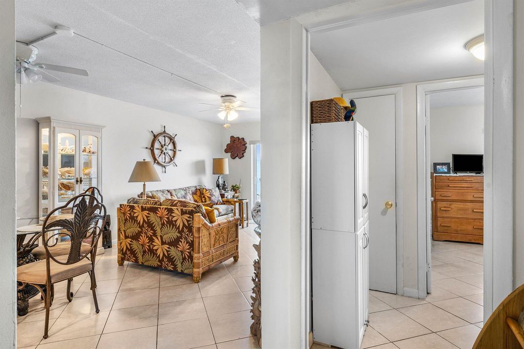 048-628SouthwindCircle-NorthPalmBeach-FL