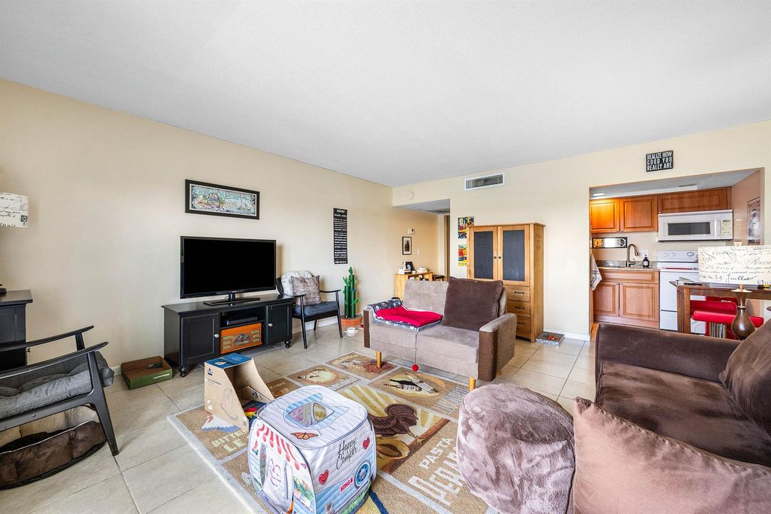 031-628SouthwindCircle-NorthPalmBeach-FL