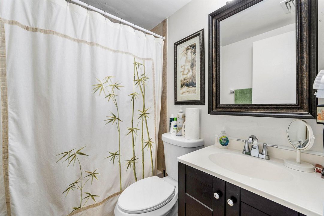 052-628SouthwindCircle-NorthPalmBeach-FL