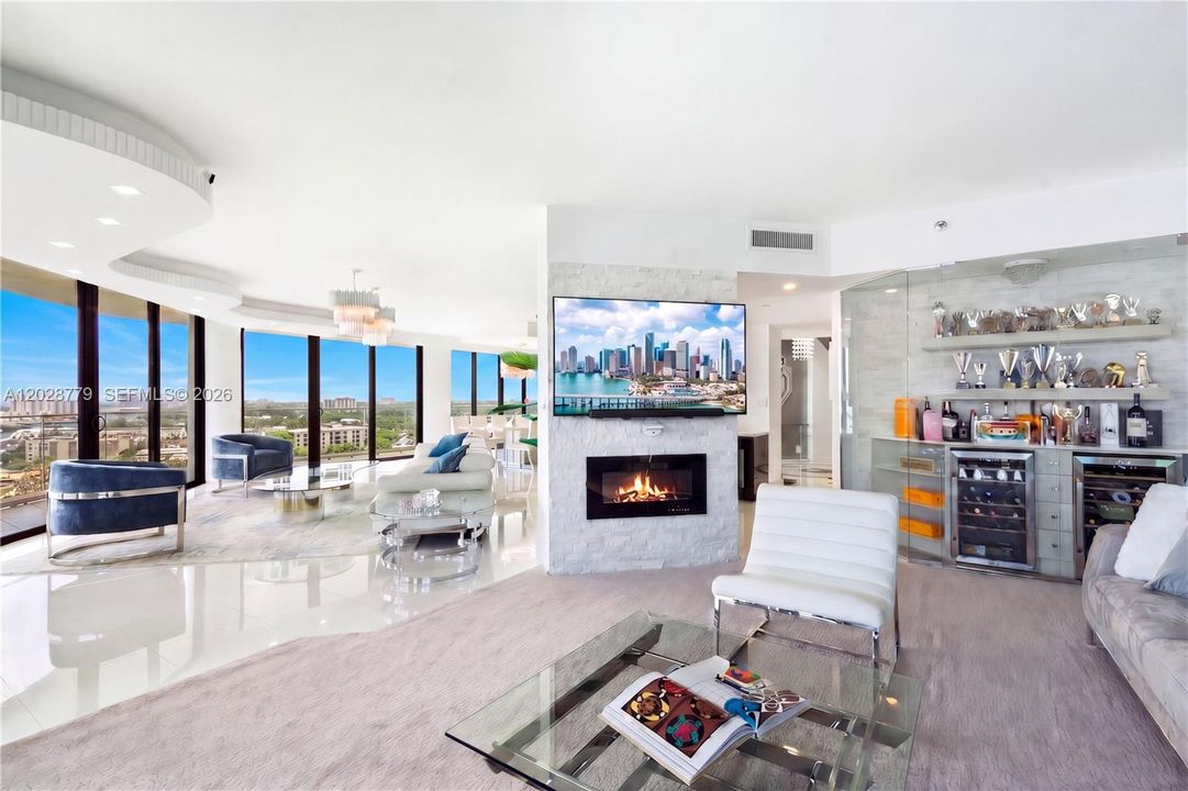 For Sale: $2,490,000 (3 beds, 5 baths, 3590 Square Feet)