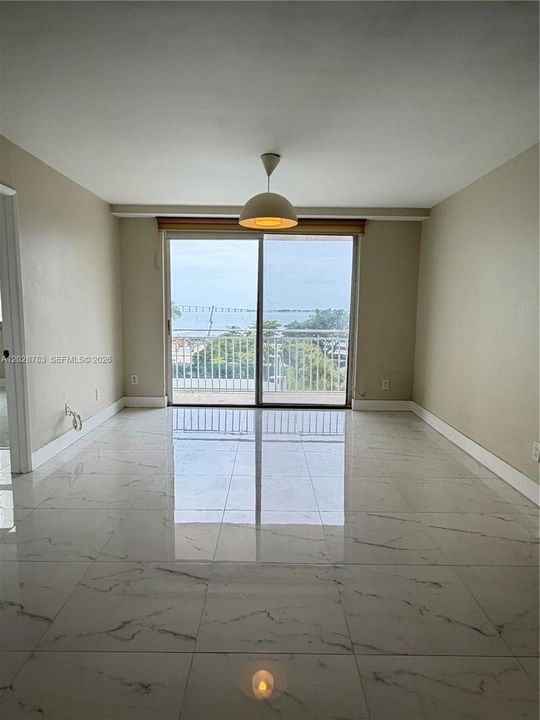 For Rent: $3,600 (2 beds, 2 baths, 968 Square Feet)