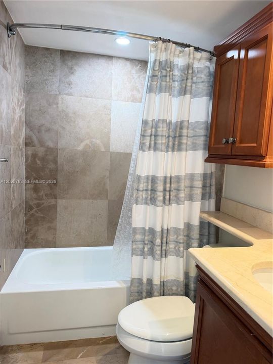 For Rent: $3,600 (2 beds, 2 baths, 968 Square Feet)