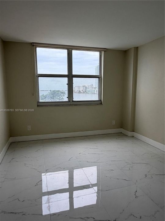 For Rent: $3,600 (2 beds, 2 baths, 968 Square Feet)