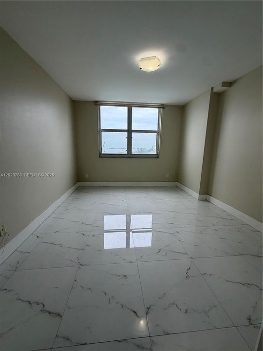 For Rent: $3,600 (2 beds, 2 baths, 968 Square Feet)