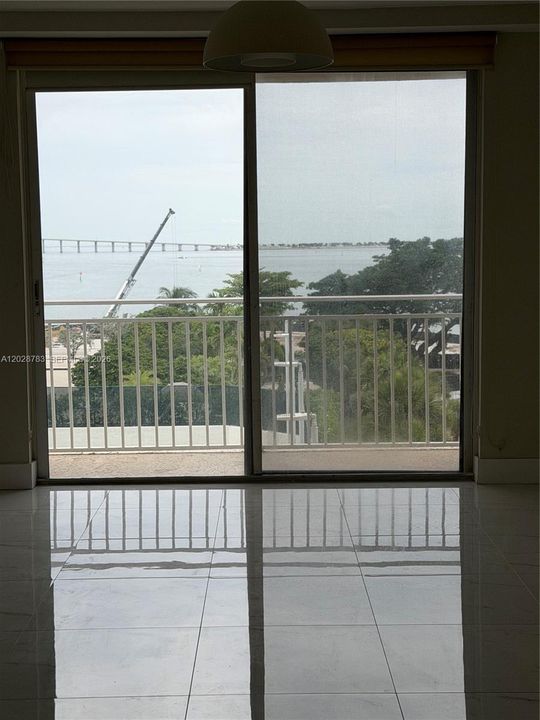 For Rent: $3,600 (2 beds, 2 baths, 968 Square Feet)