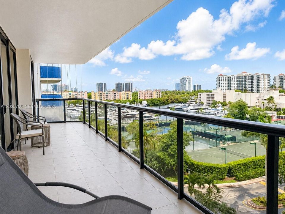 For Rent: $5,500 (2 beds, 2 baths, 1677 Square Feet)