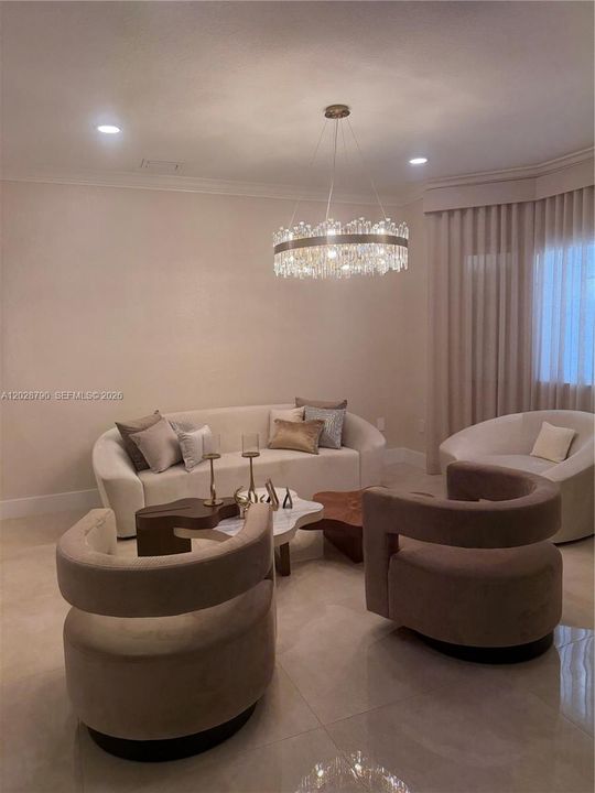Недавно арендовано: $4,750 (3 спален, 2 ванн, 2082 Квадратных фут)