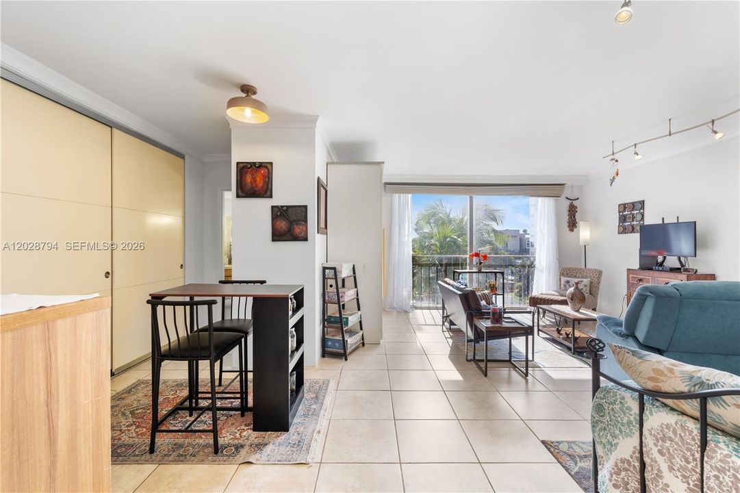 For Sale: $210,000 (0 beds, 1 baths, 540 Square Feet)