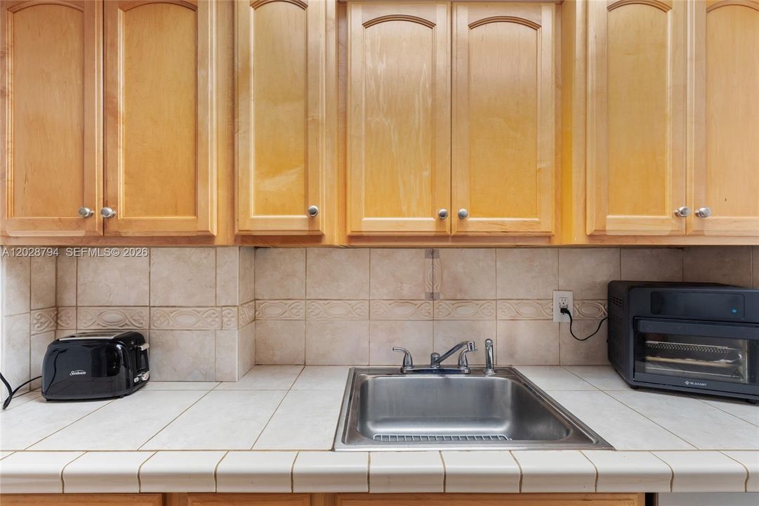 For Sale: $210,000 (0 beds, 1 baths, 540 Square Feet)