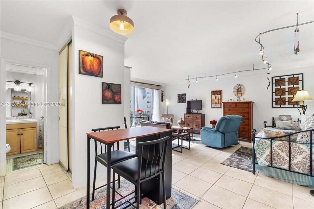 For Sale: $210,000 (0 beds, 1 baths, 540 Square Feet)