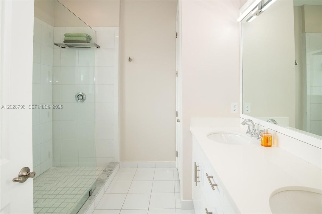 На продажу: $889,000 (3 спален, 2 ванн, 2152 Квадратных фут)