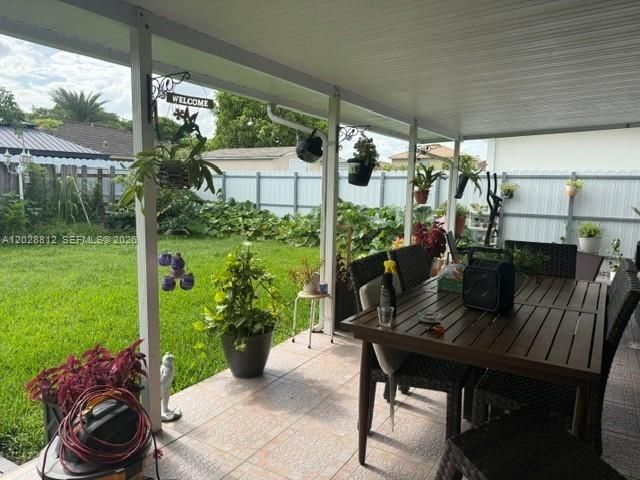 Activo con contrato: $3,300 (3 camas, 2 baños, 1472 Pies cuadrados)